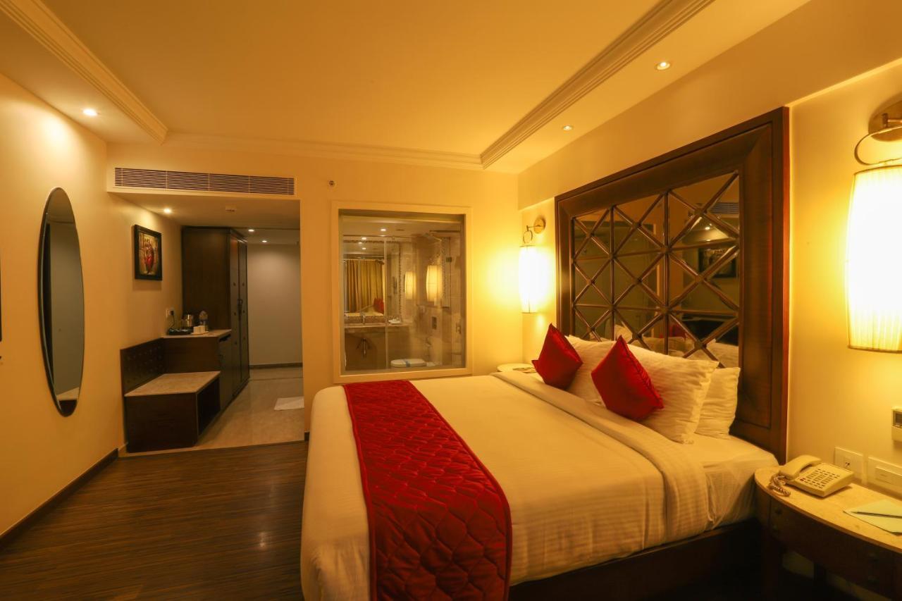 The Saibaba Hotel Τσενάι Εξωτερικό φωτογραφία