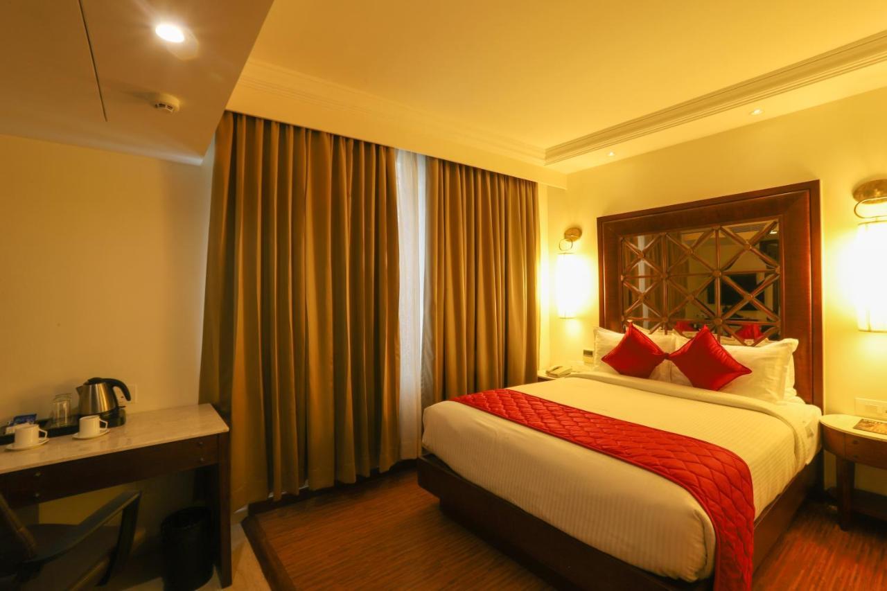 The Saibaba Hotel Τσενάι Εξωτερικό φωτογραφία
