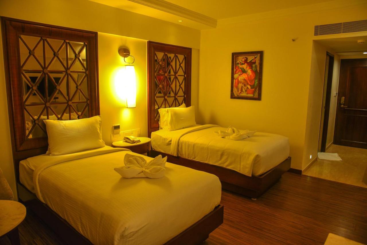 The Saibaba Hotel Τσενάι Εξωτερικό φωτογραφία