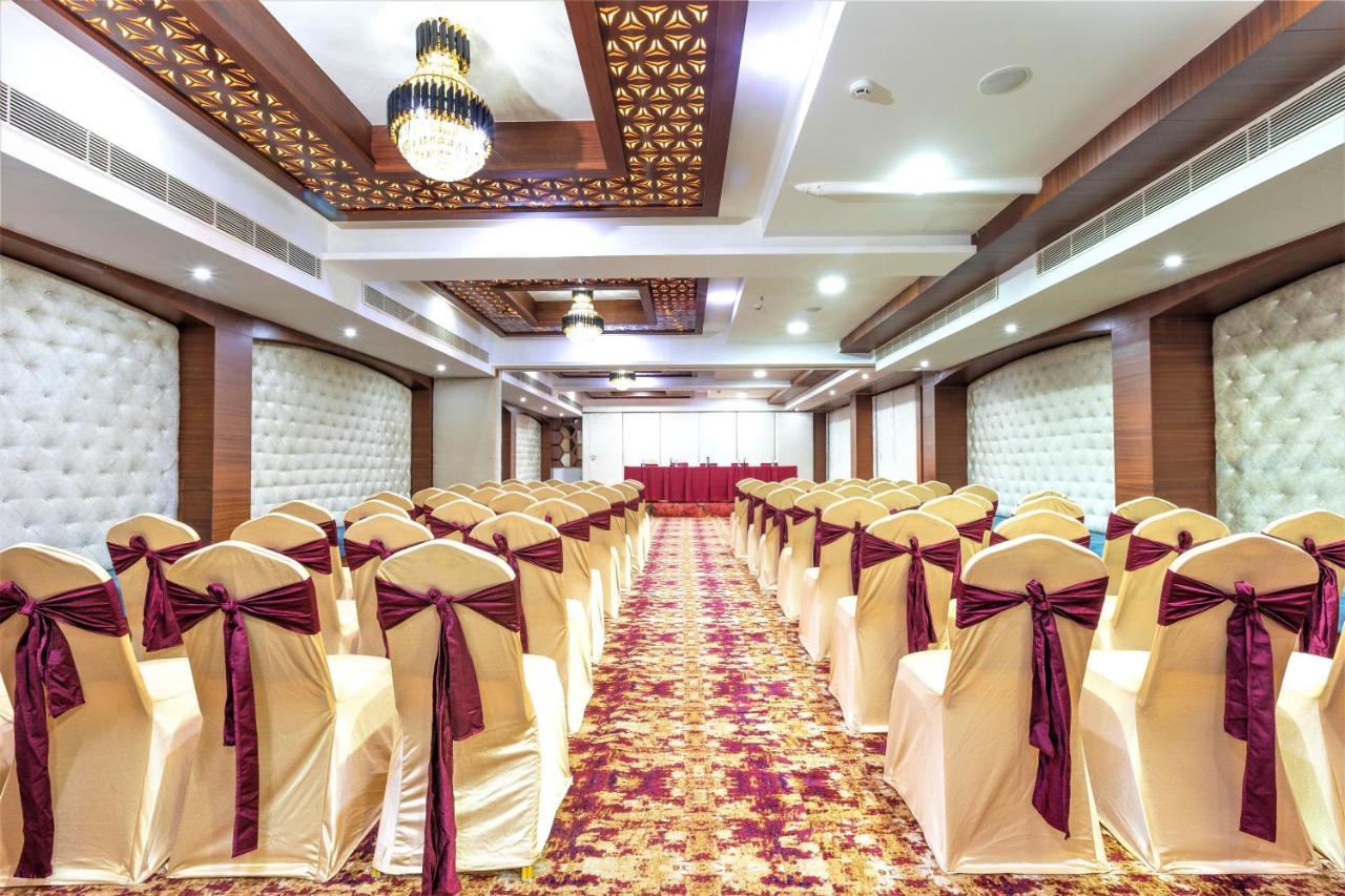 The Saibaba Hotel Τσενάι Εξωτερικό φωτογραφία