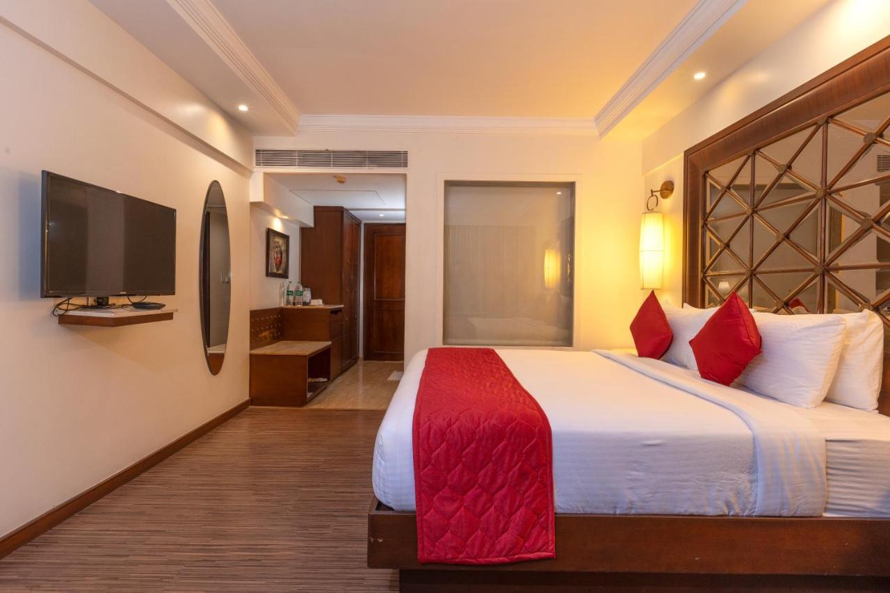 The Saibaba Hotel Τσενάι Εξωτερικό φωτογραφία